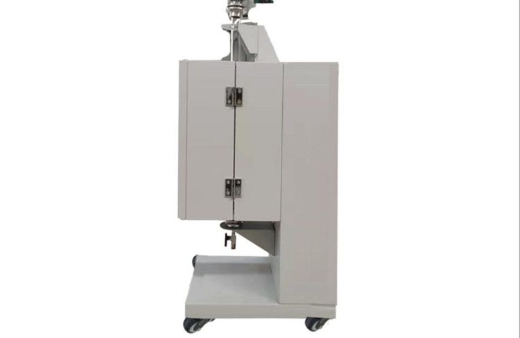 雙溫區(qū) 、三溫區(qū)立式管式爐